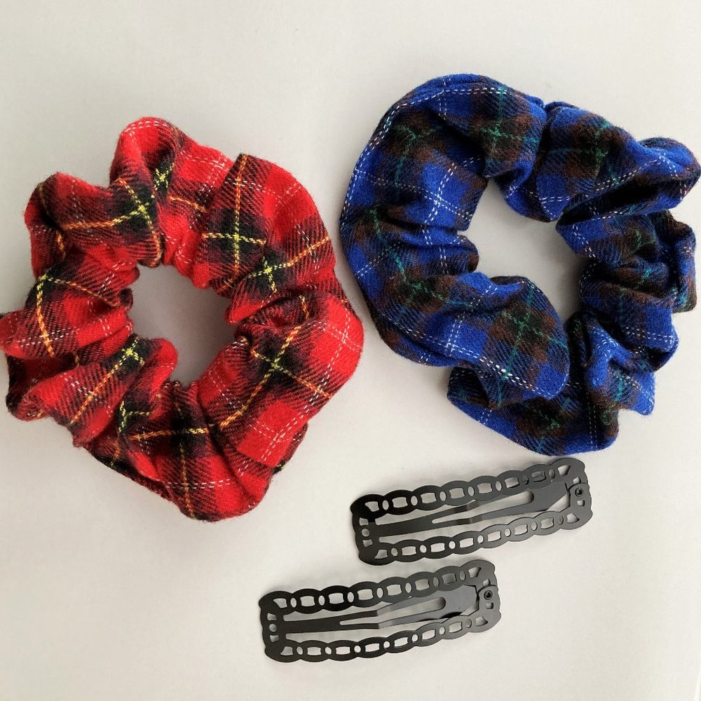 3/25 Hair Accessories Bundle - Hair Ties and Pins